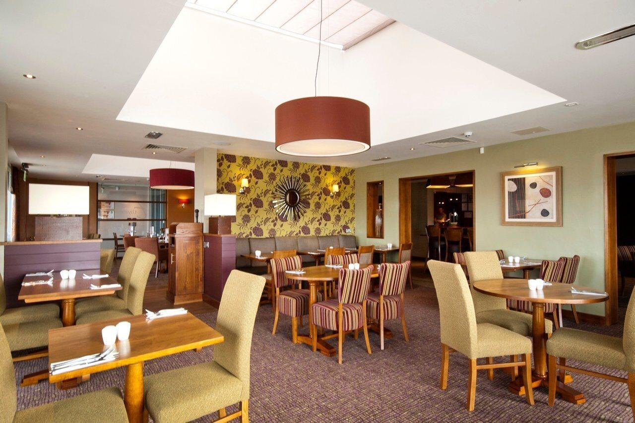 Premier Inn Edinburgh Airport - Newbridge Newbridge  Ngoại thất bức ảnh
