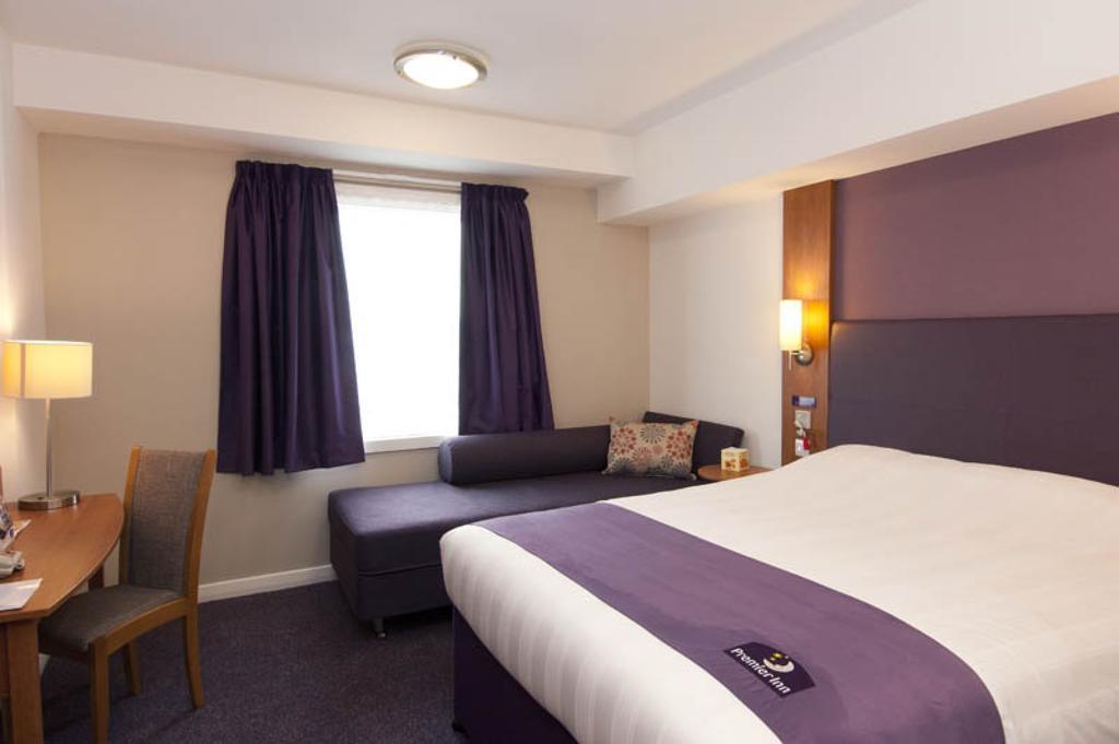 Premier Inn Edinburgh Airport - Newbridge Newbridge  Ngoại thất bức ảnh