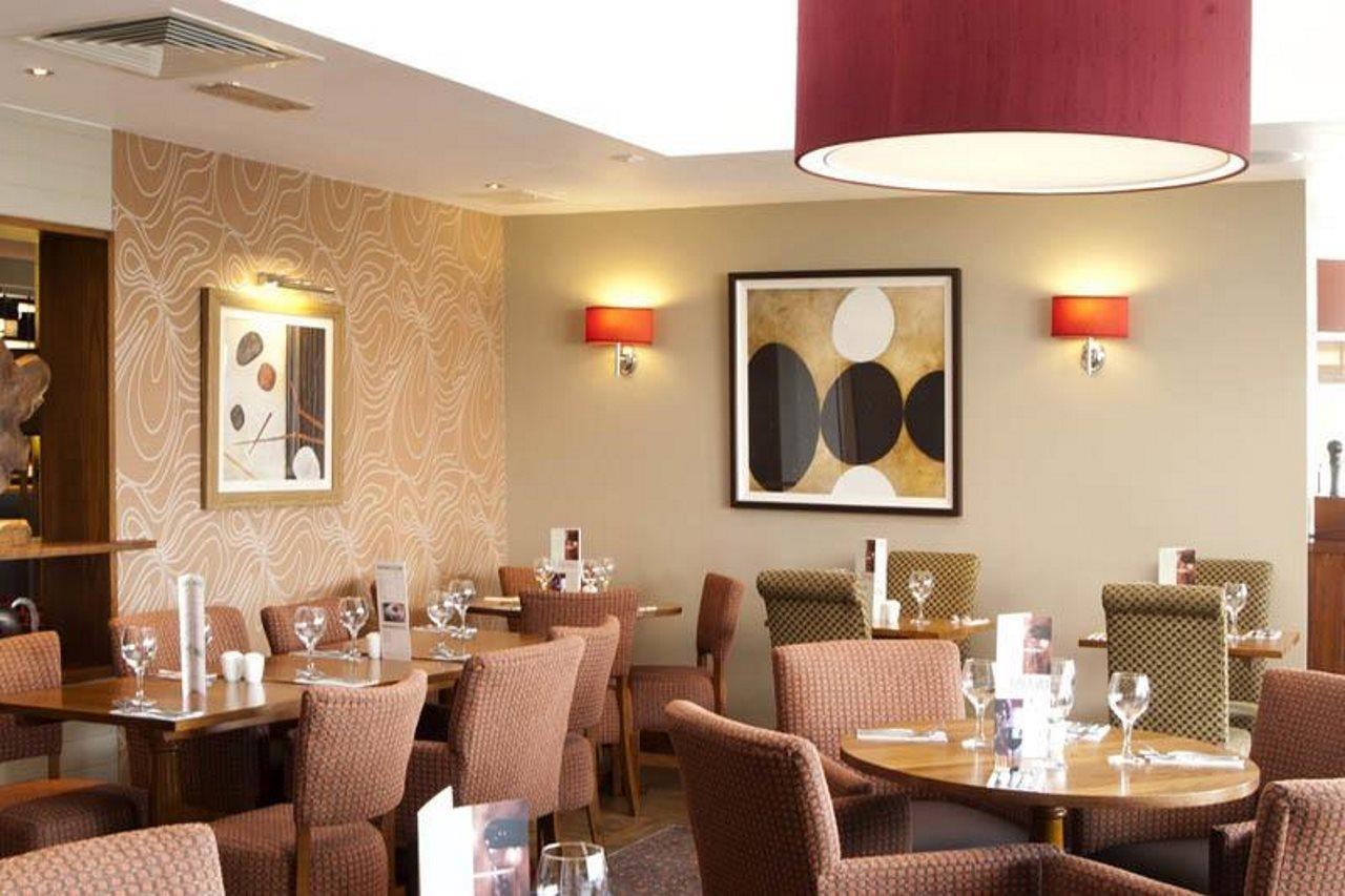 Premier Inn Edinburgh Airport - Newbridge Newbridge  Ngoại thất bức ảnh
