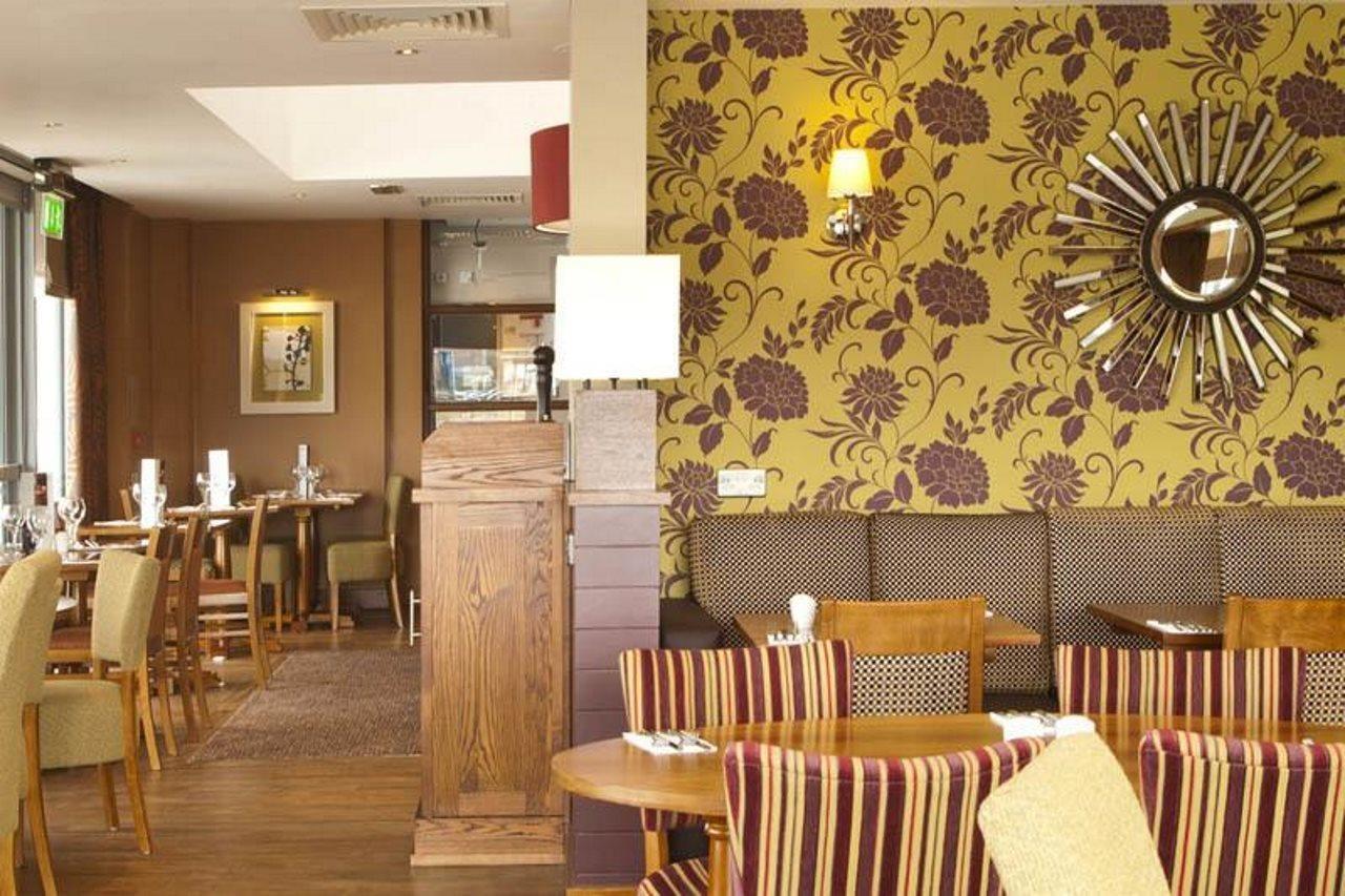 Premier Inn Edinburgh Airport - Newbridge Newbridge  Ngoại thất bức ảnh
